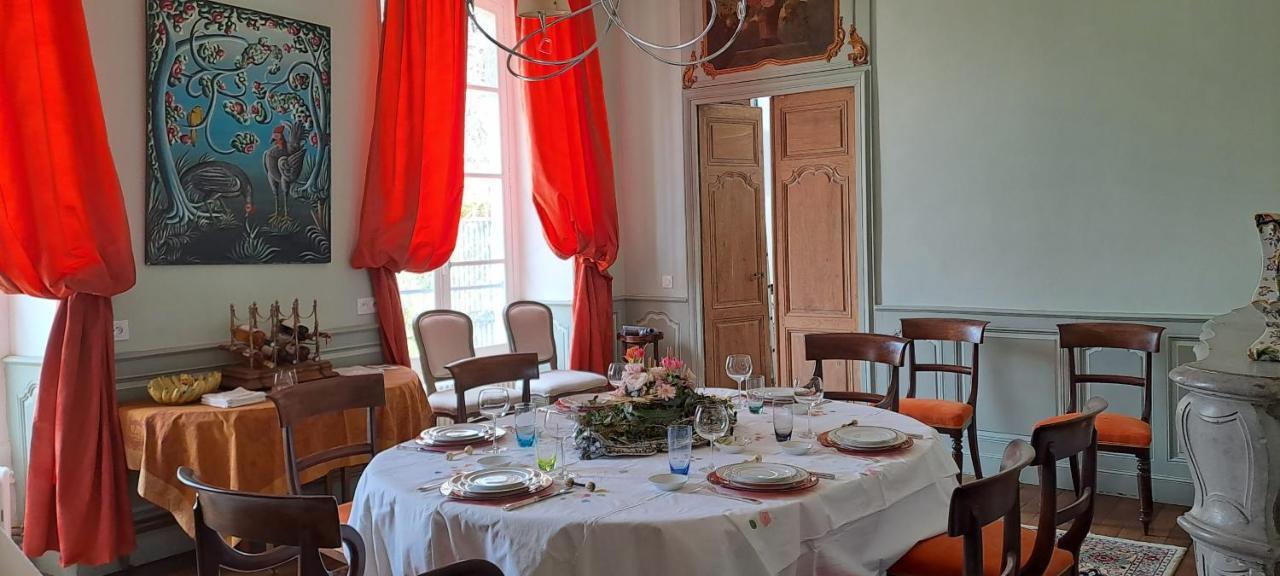 Chateau De Mauvilly Esterno foto